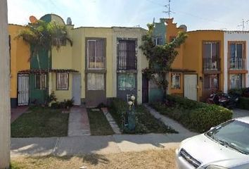 Casa en  Avenida Ganaderos De Jalisco 91, Puerta Del Llano, Jalisco, México