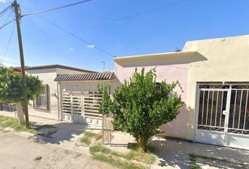 Casa en fraccionamiento en  San Eduardo, Torreón