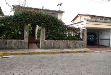 Casa en  Valle De Los Chillos, Quito, Ecuador