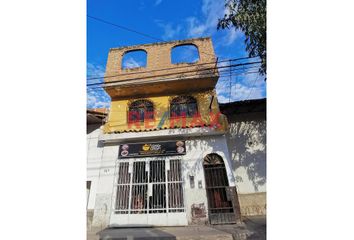 Casa en  Av. Hoyos Rubio 564, Cajamarca, Perú