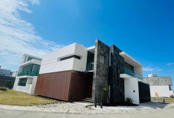 Casa en  Boulevard Riviera Veracruzana, Veracruz, México