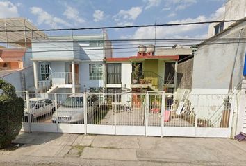 Casa en condominio en  Retorno Bosques De Piñones, Bosques Del Valle, San Francisco Coacalco, Estado De México, México