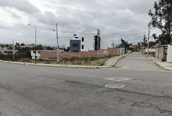 Terreno Comercial en  Av. Sixto Maria Duran, Ambato, Ecuador