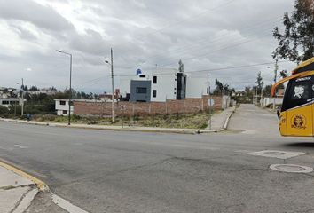 Terreno Comercial en  Av. Sixto Maria Duran, Ambato, Ecuador