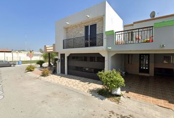 Casa en  Calle Callejón De Los Olivos, Gil De Leyva, Montemorelos, Nuevo León, México