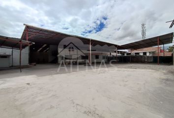 Bodega-Galpon en  El Tiempo, Avenida Loja, Cuenca, Ecuador