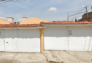 Casa en  Calle Francisco Javier Mina, Margarita Maza De Juárez, Ciudad López Mateos, Estado De México, México