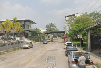 Casa en fraccionamiento en  Av. De Los Mangos, Residencial Framboyanes, Villahermosa, Tabasco, México