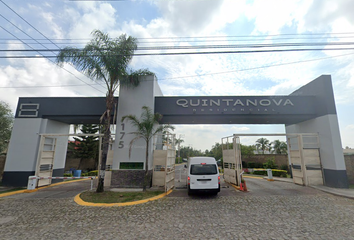 Casa en fraccionamiento en  El Sáuz, Tlaquepaque