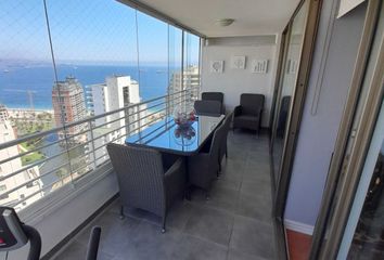 Departamento en  Avenida Coraceros 50, Viña Del Mar, Chile