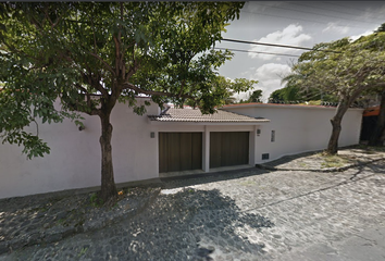 Casa en fraccionamiento en  Calle Río Nazas, Vista Hermosa, 62290 Cuernavaca, Morelos, México