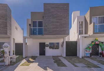 Casa en  Circuito Pedregal Del Río, Pedregal Del Río, Querétaro, México