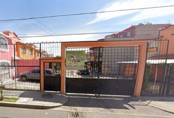 Casa en  Papaloapan, Unidad San Buenaventura, San Buenaventura, Estado De México, México