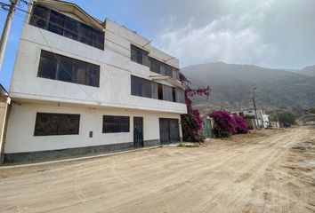 Casa en  Las Rocas, Pachacamac, Perú