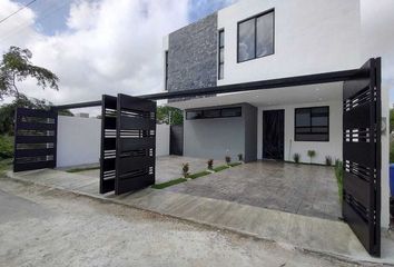 Casa en  Pueblo Cholul, Mérida, Yucatán