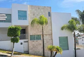 Casa en condominio en  Lomas De Angelópolis, San Bernardino Tlaxcalancingo, Puebla, México