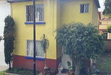 Casa en  Colector La Quebrada, Santa Maria Guadalupe, Cuautitlán Izcalli, Estado De México, México