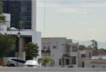 Casa en condominio en  Calle Peñon Del Berrueco, Chihuahua, México