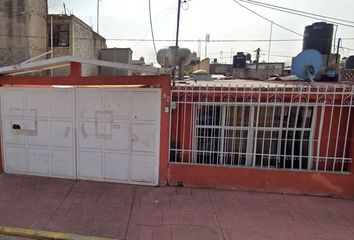 Casa en  Tizoc, Ciudad Azteca 1ra Sección, Ecatepec De Morelos, Estado De México, México