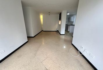 Apartamento en  Loma De Los Bernal, Medellín