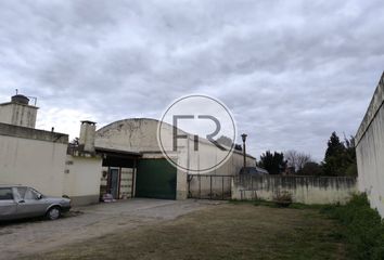 Galpónes/Bodegas en  Estados Unidos 300, Río Cuarto, Provincia De Córdoba, Argentina