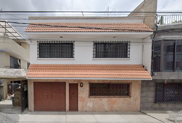 Casa en  C. Iztapalapa 83, Mz 003, Metropolitana 3ra Secc, 57750 Cdad. Nezahualcóyotl, Méx., México