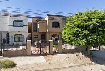 Casa en  Jardines Del Lago, Mexicali, Baja California, México