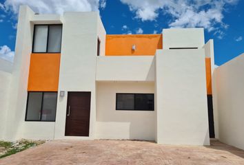 Casa en fraccionamiento en  Avenida Conkal, Conkal, Yucatán, México