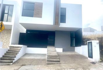 Casa en  Jade Norte, Cto. Valle De Cuarzo, Zibatá, Querétaro, México