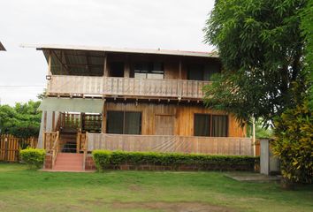 Casa en  Playa La División Jama, Jama, Ecuador