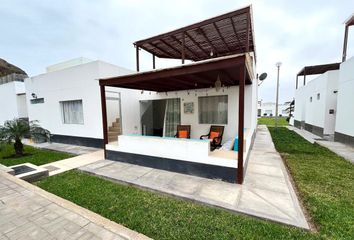 Casa de playa en  Condominio Playa Azul Km127, Acceso Playa Azul, Cerro Azul, Perú