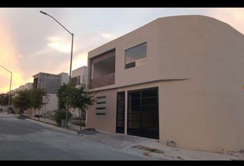 Casa en fraccionamiento en  Lomas De Fatima, Ciudad Benito Juárez, Nuevo León, México