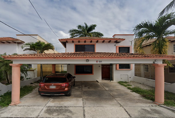 Casa en  Privada San Román, San Joaquín, Ciudad Del Carmen, Campeche, México