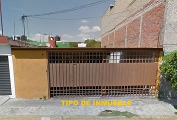 Casa en  Calle Cumbres De Maltrata 107, Mz 009, Habitacional Los Pirules, Tlalnepantla De Baz, Estado De México, México