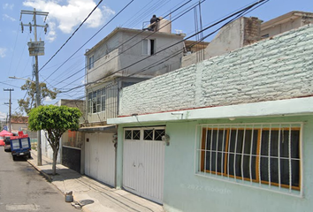 Casa en  Calle California 27-53, Jardines De Guadalupe, Ciudad Nezahualcóyotl, Nezahualcóyotl, México, 57140, Mex