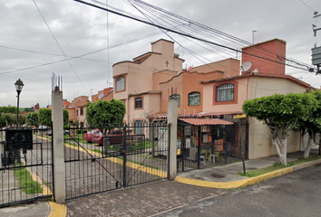 Casa en fraccionamiento en  Gardenias, Unidad San Buenaventura, San Buenaventura, Estado De México, México