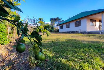 Hacienda-Quinta en  Qq47+gpc, Lentag, Ecuador