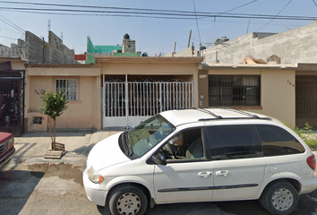 Casa en  Calle San Bernardino De La Candelaria, Colinas De San Francisco, Saltillo, Coahuila De Zaragoza, México