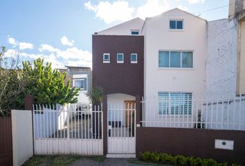 Casa en  3xjg+xh5, Av. Doce De Octubre, Cuenca 010205, Ecuador