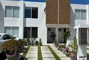 Casa en condominio en  Anillo Periférico Ecológico 6701, Bosques De Chapultepec, Puebla De Zaragoza, Puebla, México