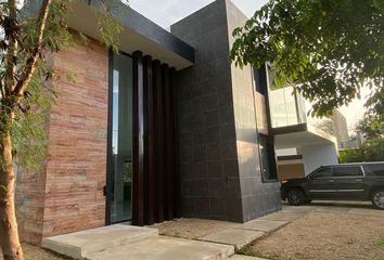 Casa en  Yucatan Country Club, Mérida, Yucatán, México