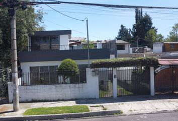 Casa en  Kennedy, Quito