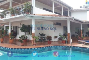 Villa-Quinta en  Avenida Puerto López, Villavicencio, Meta, Colombia