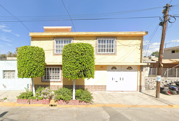 Casa en  Fresno 106, Mz 002, Viveros Xalostoc, 55340 Ecatepec De Morelos, Méx., México