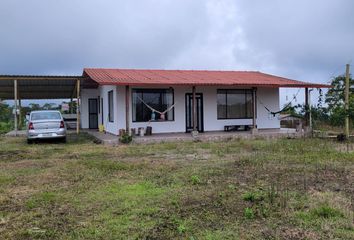 Hacienda-Quinta en  Pedro Vicente Maldonado, Pichincha, Ecuador