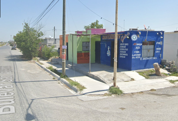 Casa en  Calle Flor De Nochebuena 101, San Valentin, Reynosa, Tamaulipas, México