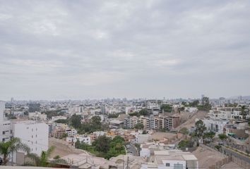 Casa en  Calle Las Violetas 270, Surco, Perú