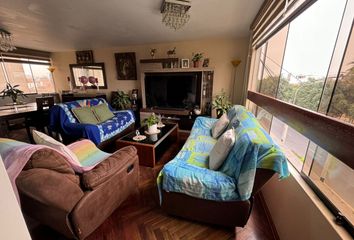 Departamento en  Av. Monte De Los Olivos 7, Santiago De Surco, Perú