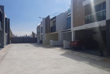 Casa en  San Juan Bautista 4, Barrio Del Calvario, 72730 San Juan Cuautlancingo, Pue., México