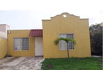 Casa en fraccionamiento en  Supermanzana 57, Cancún, Quintana Roo